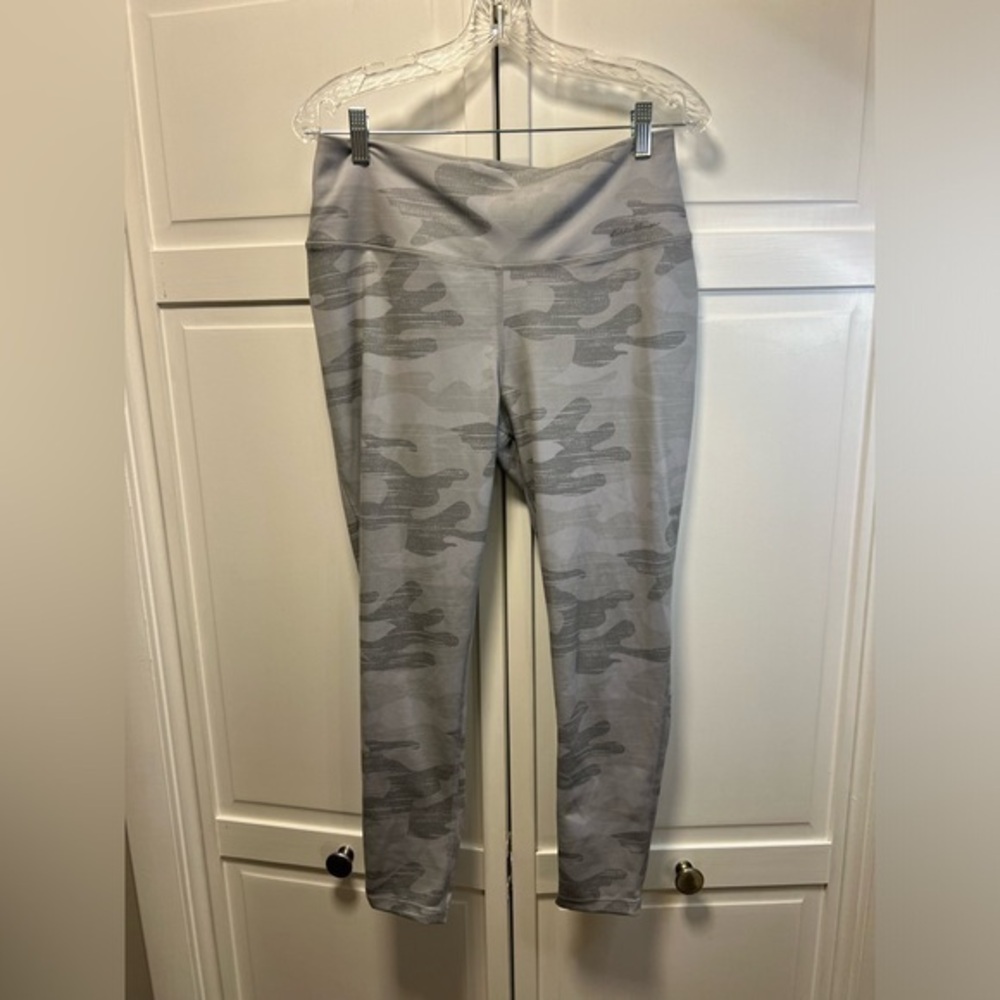 Eddie Bauer High Point Leggings Size Women’s Large Color Gray Camo